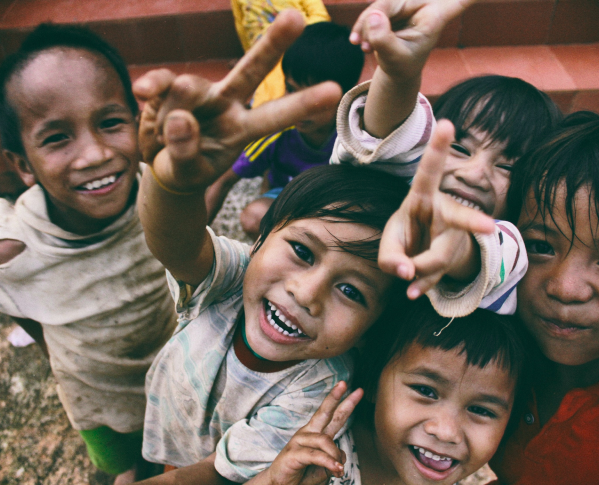 picture of happy kids